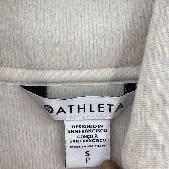 Athleta Cream Sweatshirt - Picture 4 of 6